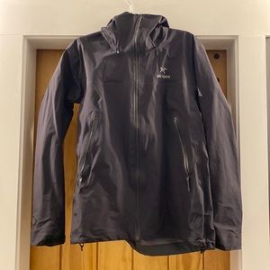 Women’s Large Arc’Teryx Jacket